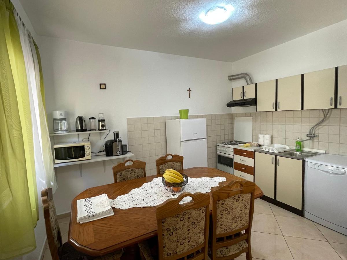 Apartments Marko Trogir Kültér fotó